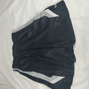 Nike Dri-Fit Shorts Elastic Waist Gray Sides Athletic Size Men's Large